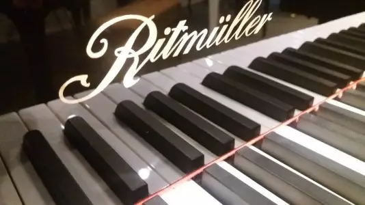 قیمت پیانو آکوستیک ریتمولر